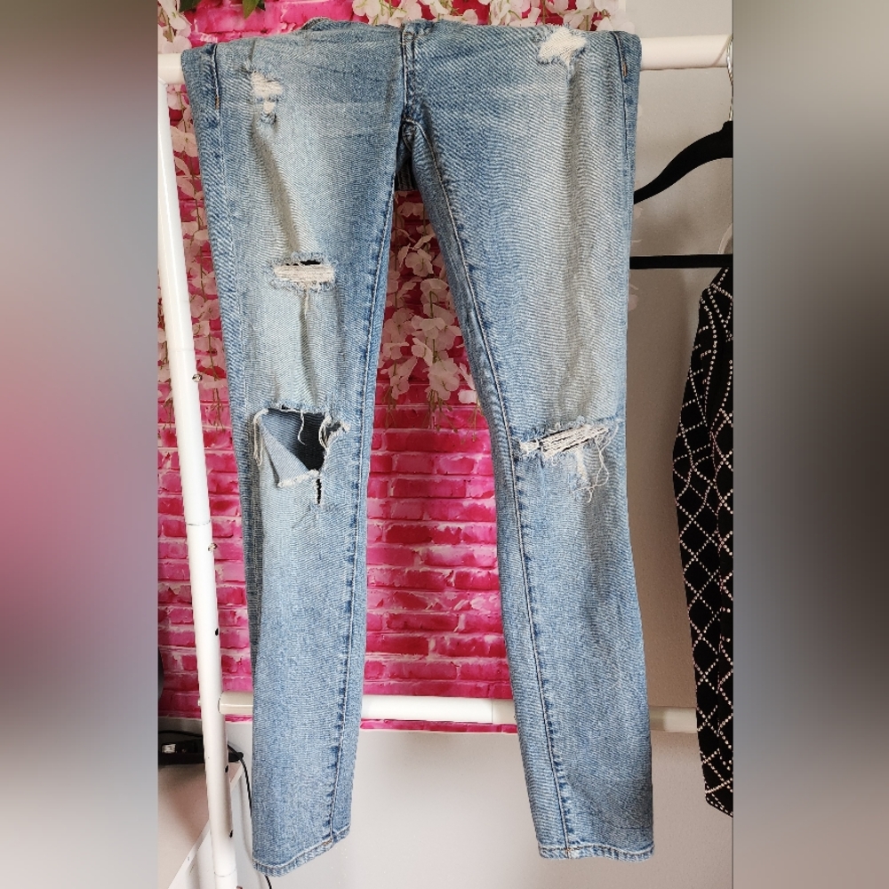 Distressed Light Blue Women's Jeans